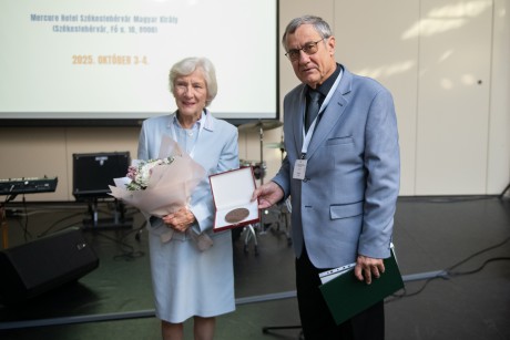 Dr. Wilhelm Ottó kapta a Frank Kálmán Díjat a Gyermekgyógyászok kongresszusán